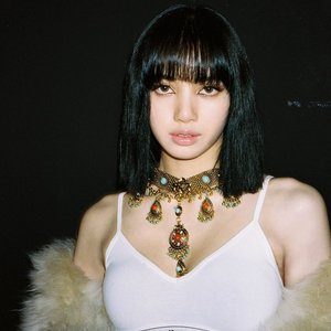 Lisa Nude