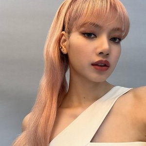 Lisa Nude