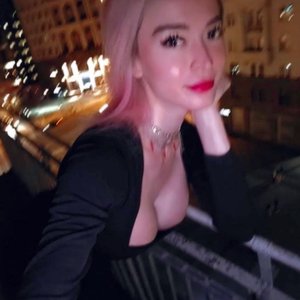 Liqueen Nude
