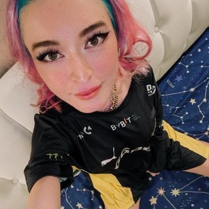Liqueen Nude