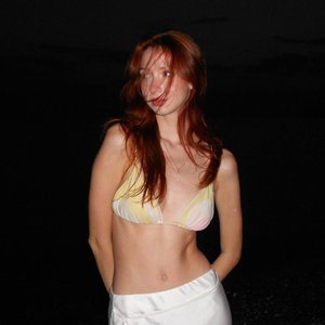 Linsan Nude