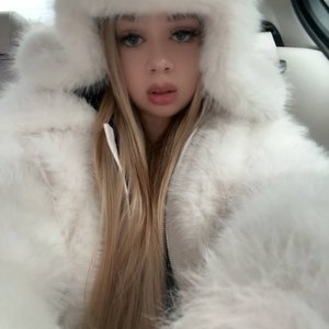Mashera Nude