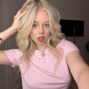 Mashera Nude