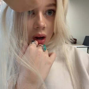 Mashera Nude