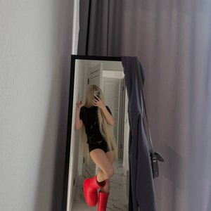Mashera Nude