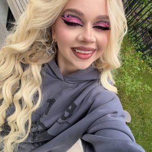 Mashera Nude