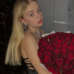 Mashera Nude