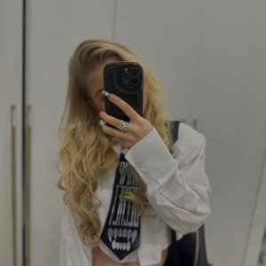 Mashera Nude