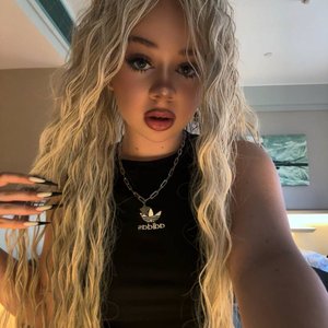 Mashera Nude