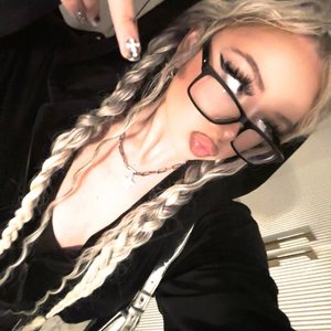 Mashera Nude