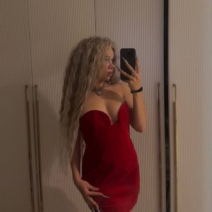Mashera Nude