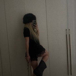 Mashera Nude