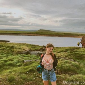 Alex Clark Nude