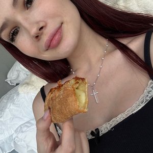 Bonnie Petite Nude
