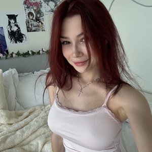 Bonnie Petite Nude