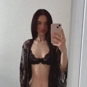 Sashera Nude
