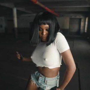 Aziliya Benks Nude