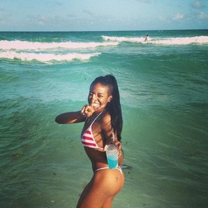 Aziliya Benks Nude