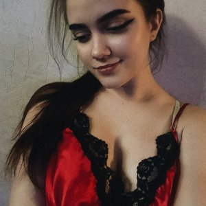 Lelyamt Nude