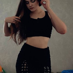Lelyamt Nude