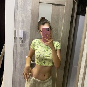 Lelyamt Nude
