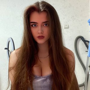 Lelyamt Nude