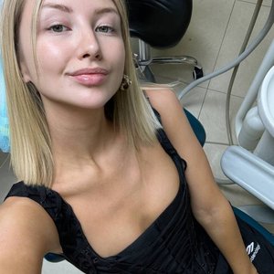 Margo Nude