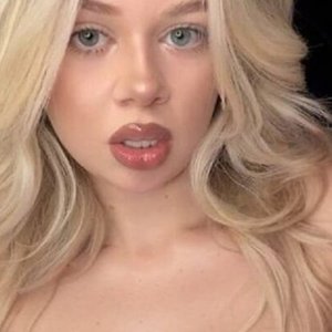 Mashera Nude