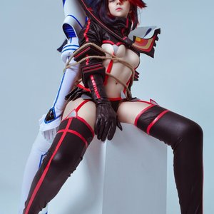 Yameeka Nude