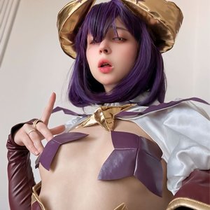 Yameeka Nude
