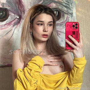 Soniloon Nude