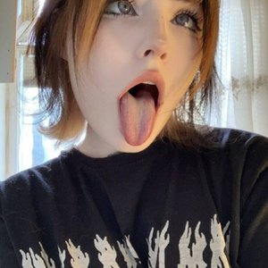 Skvirtik Nude