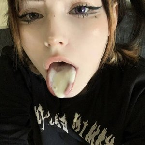 Skvirtik Nude