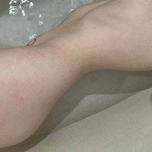 Skvirtik Nude