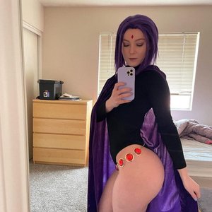 Stpeach Nude