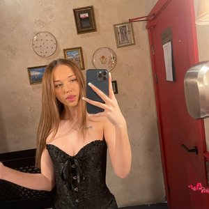 Tsunami Beybi Nude