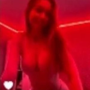 Tsunami Beybi Nude