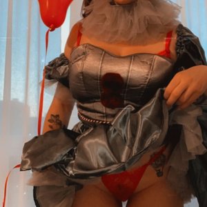 Tudaasudaa Nude