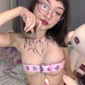 Dzihiko Hikka Nude