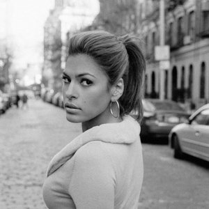 Eva Mendes Nude