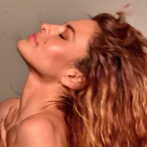 Eva Mendes Nude