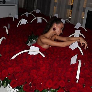 Valya Karnaval Nude