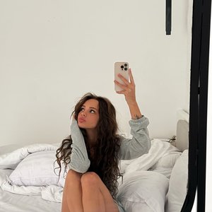 Valya Karnaval Nude