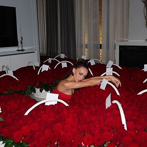 Valya Karnaval Nude