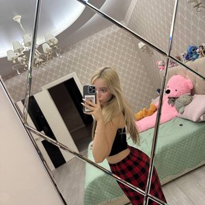 Ksyusha Avdeeva Iz Shgsh Nude