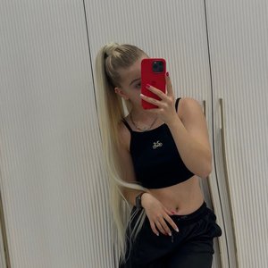 Mashera Nude