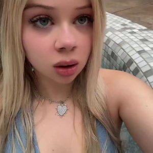 Mashera Nude