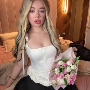Mashera Nude
