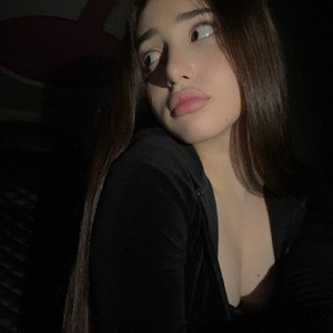 Niyarka Nude