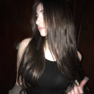 Niyarka Nude